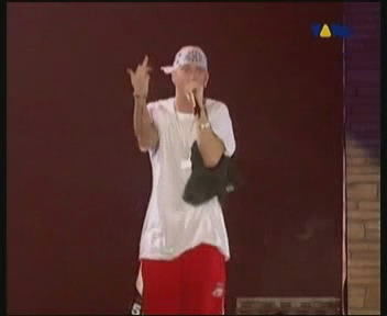 Eminem - Criminal live Santa Monica, California 2001